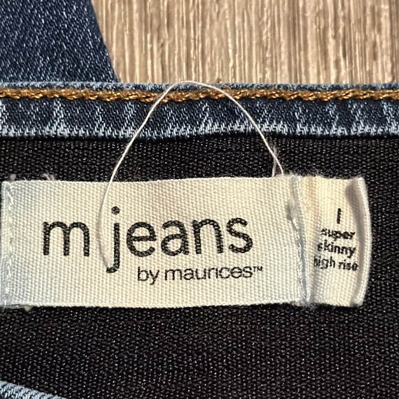 Maurices Skinny Jeans-size Large - Picture 8 of 11